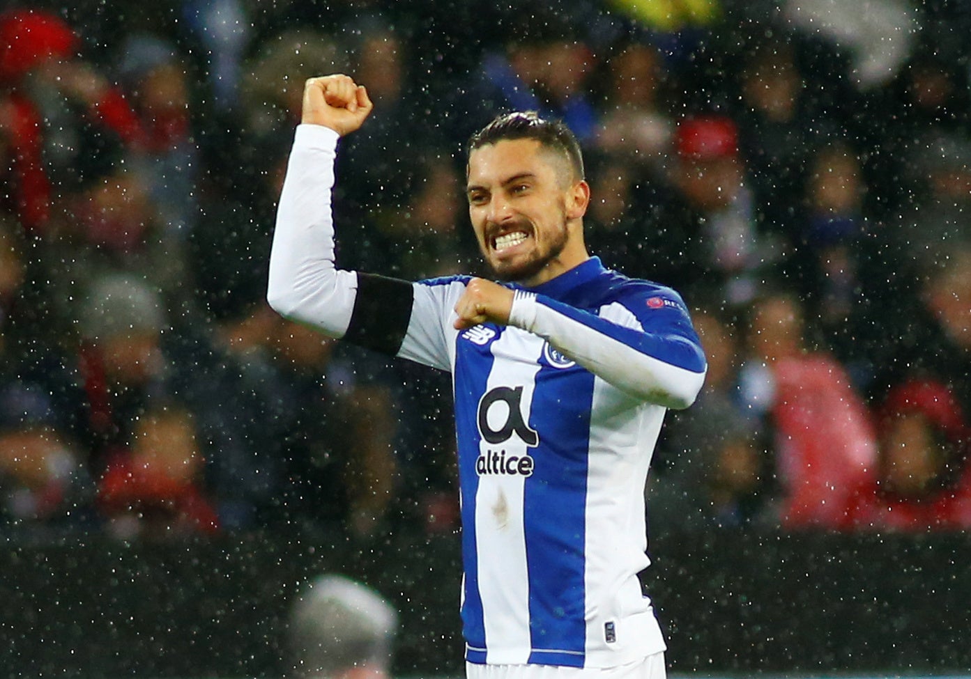 Manchester United Contrata Alex Telles Ao FC Porto