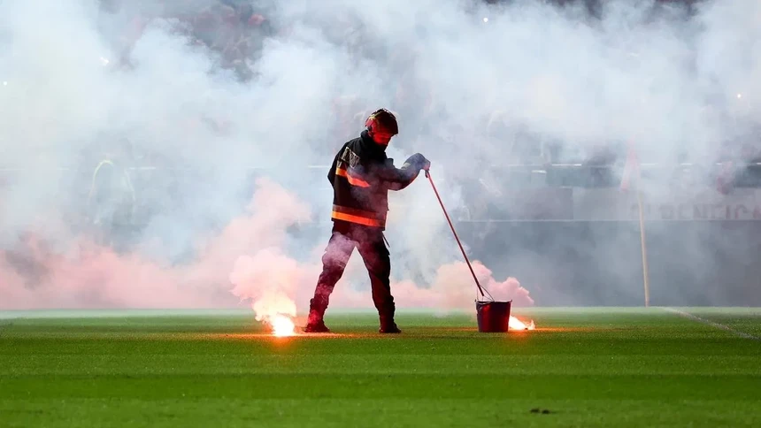 Mais 99 adeptos proibidos de entrar a recintos desportivos no primeiro trimestre de 2026