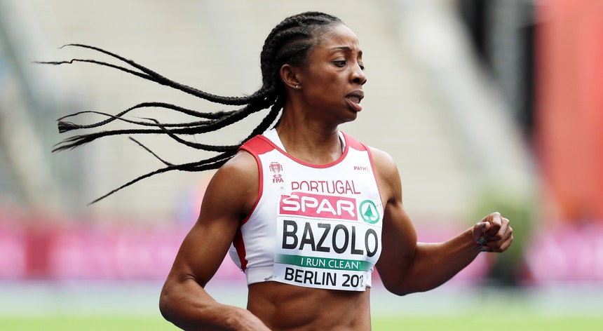 Lorene Bazolo foi uma das actuações positivas na manhã desta sexta-feira nos europeus de atletismo
