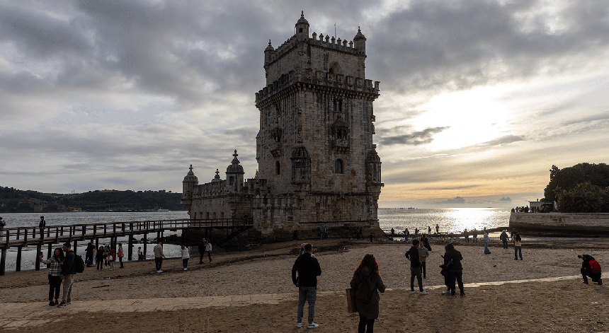 Survey Reveals: Majority of Portuguese Oppose Apologies to Former Colonies