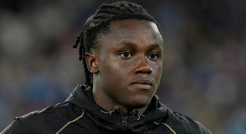 Imagem de Quenda regressa aos treinos