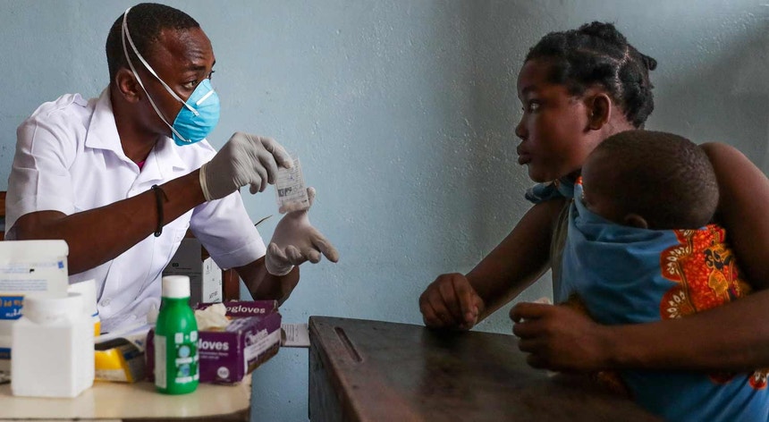 Já este sábado deve chegar à Beira um milhão de vacinas para a cólera
