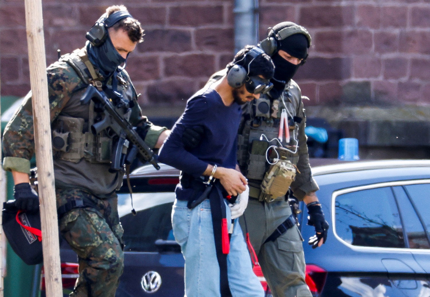 Issa Al H. Procuradoria alemã divulga identidade do atacante de Solingen