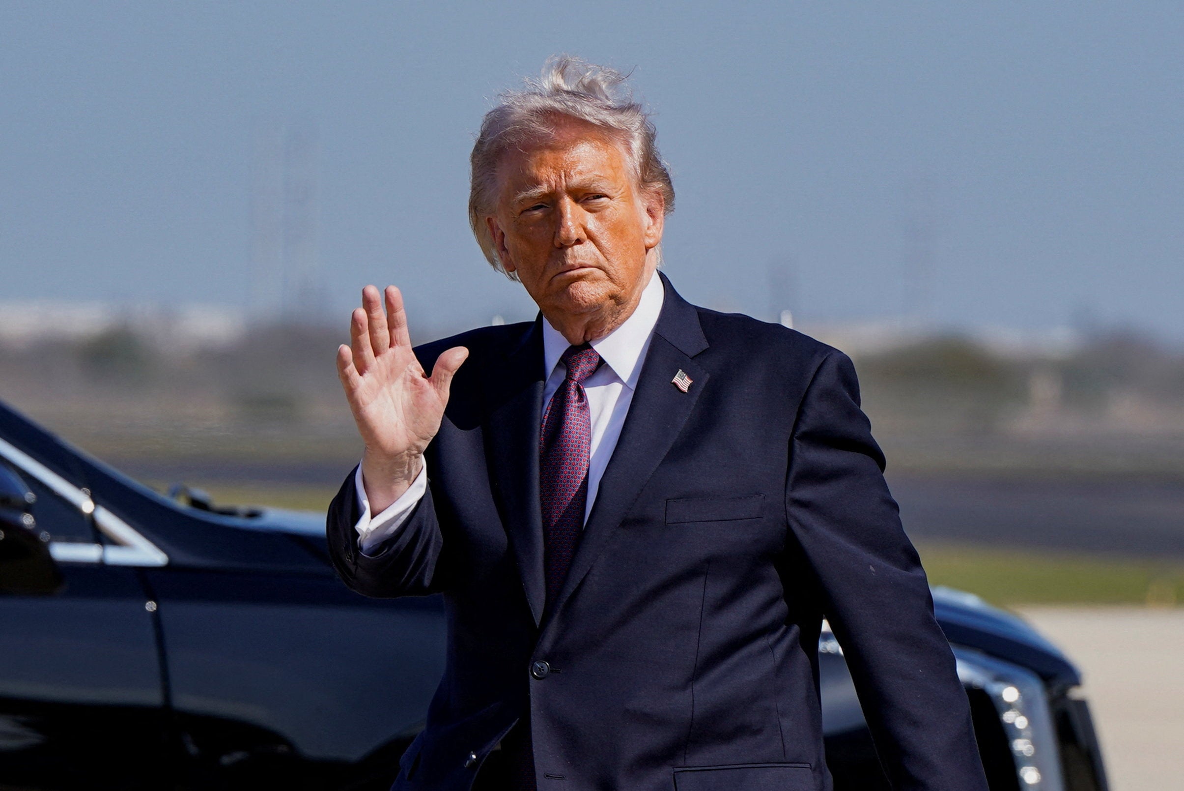 Trump insatisfeito com rumo das negociações com o Irão