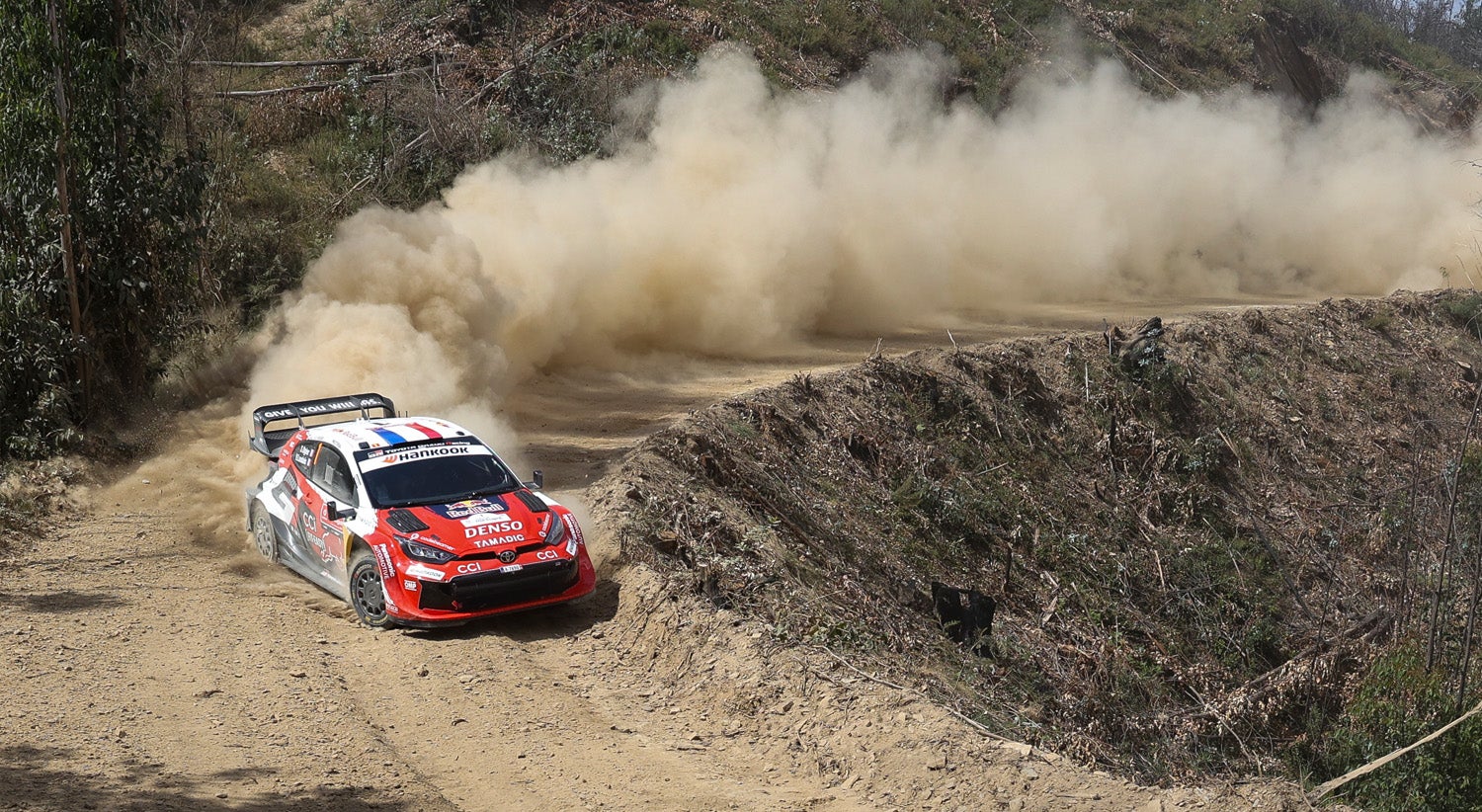 S�bastien Ogier salta para a lideran�a do Rali de Portugal