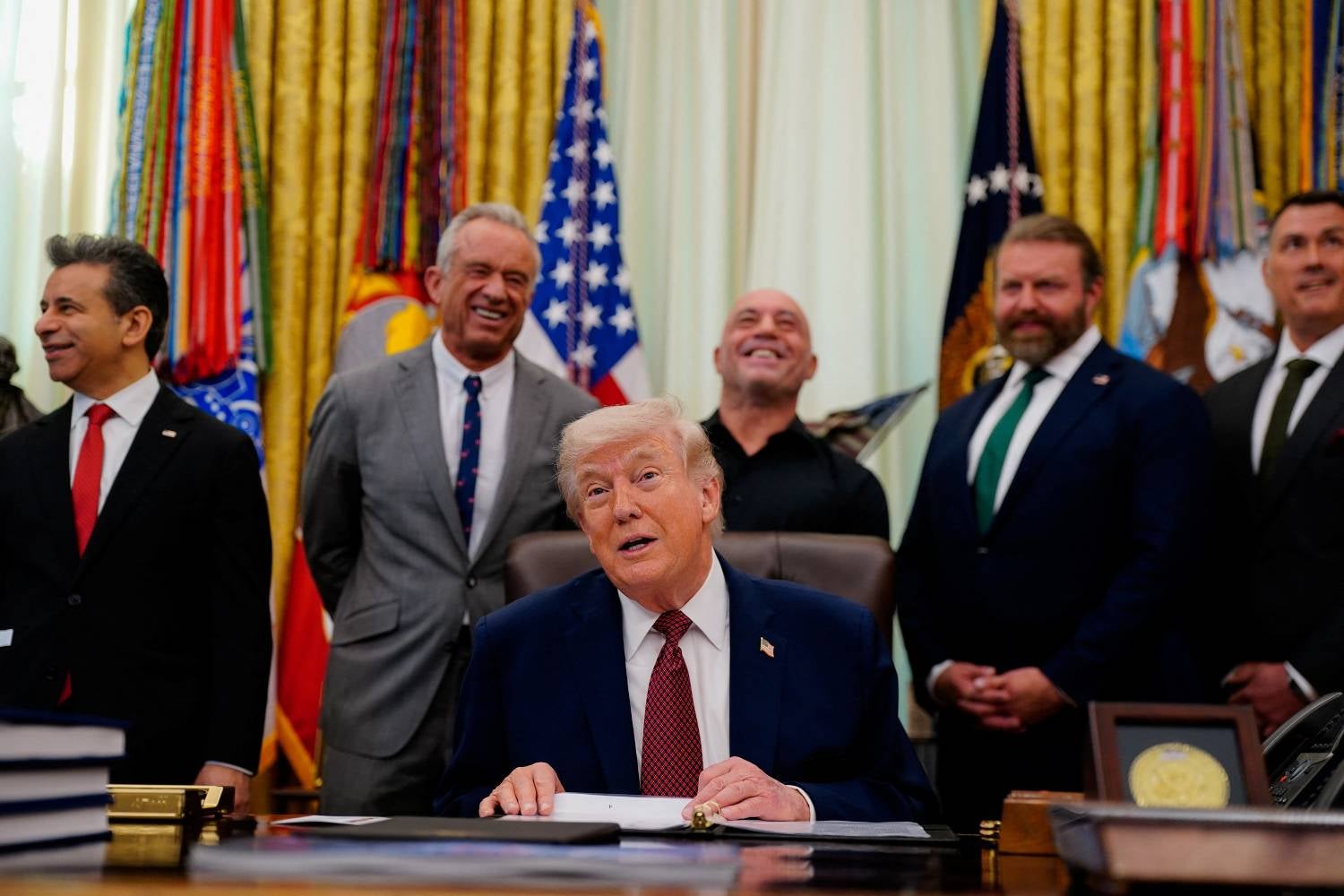 Trump avança que acordo com o Irão será assinado hoje no Paquistão