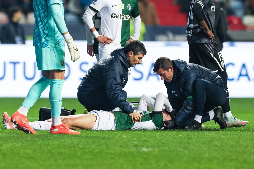 Imagem de Eduardo Quaresma operado a fratura na face e promete regressar em breve