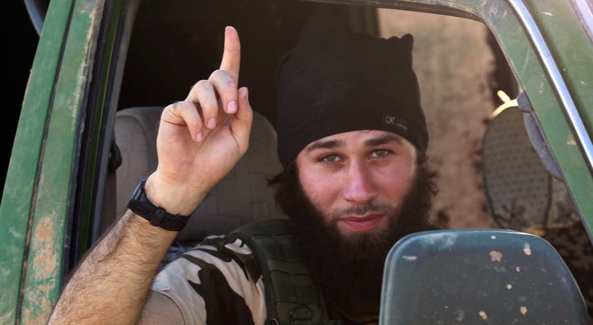Um combatente do autoproclamado Estado Islâmico na Síria. Foto: Reuters 
