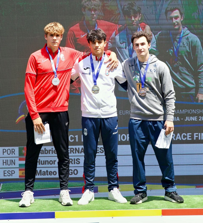Imagem de Canoagem/Europeus maratonas. Júnior Gabriel Fernandes ouro na prova curta C1