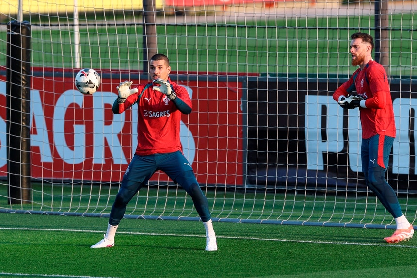 Ricardo Velho chamado à seleção. Diogo Costa tem lesão nos adutores