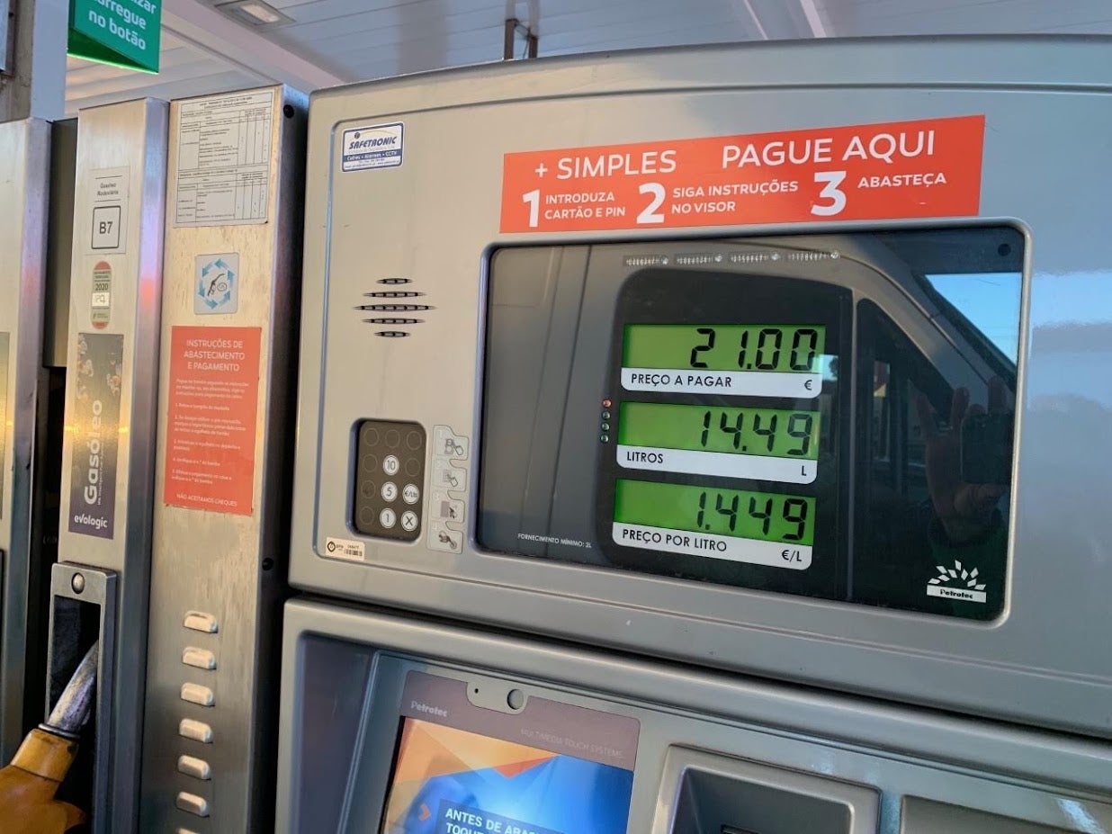Preço dos combustíveis baixou