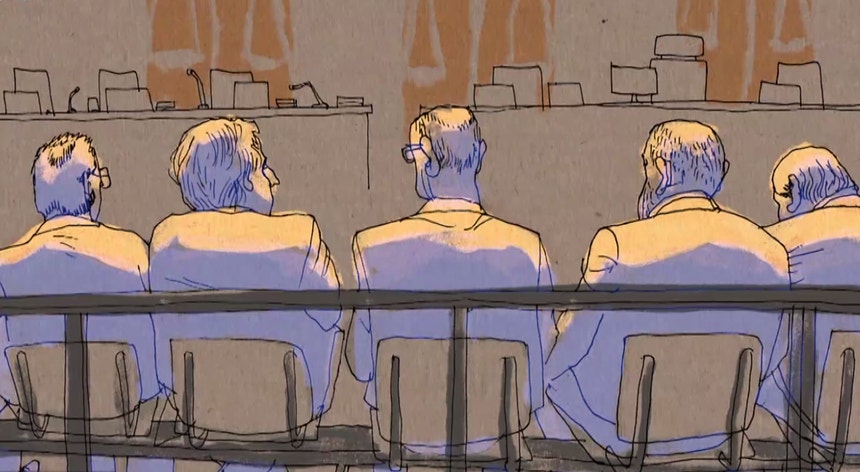 CDATA[**The Marquês Operation trial has begun, with 21 defendants, including former Prime Minister José Sócrates, facing charges.** Among the accused is Sócrates' driver, implicated by the Public Prosecutor's Office in the movement of money allegedly used to corrupt the ex-PM.
**Ricardo Salgado**, former banker, is also on trial, though his defense claims Alzheimer's prevents him from defending himself.
![Operação Marquês trial