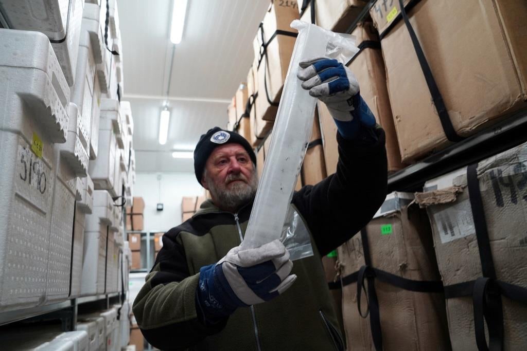 Santuário do Gelo vai guardar "memórias" do ambiente terrestre de milhares de anos