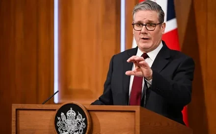 Imagem de Starmer classifica como terrível o ataque a ambulâncias de comunidade judaica