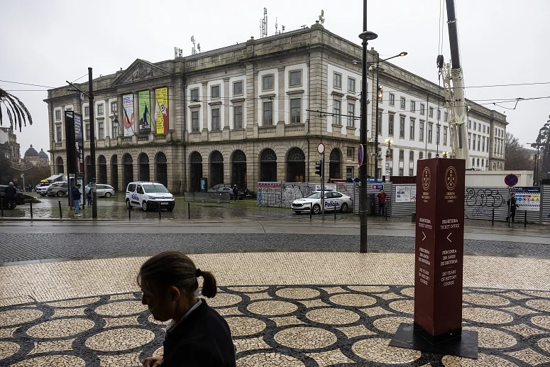 Faculdade de Ciências da Universidade do Porto cancela aulas