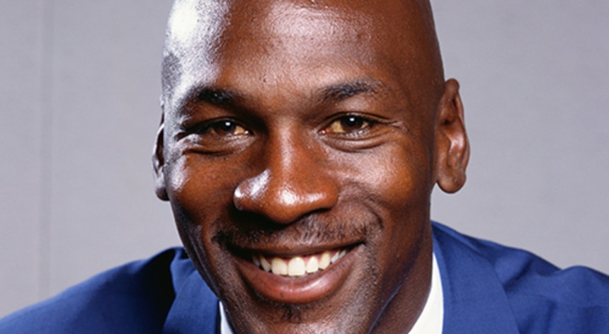 Michael Jordan associa-se na luta contra o racismo com 88 milhões de euros
