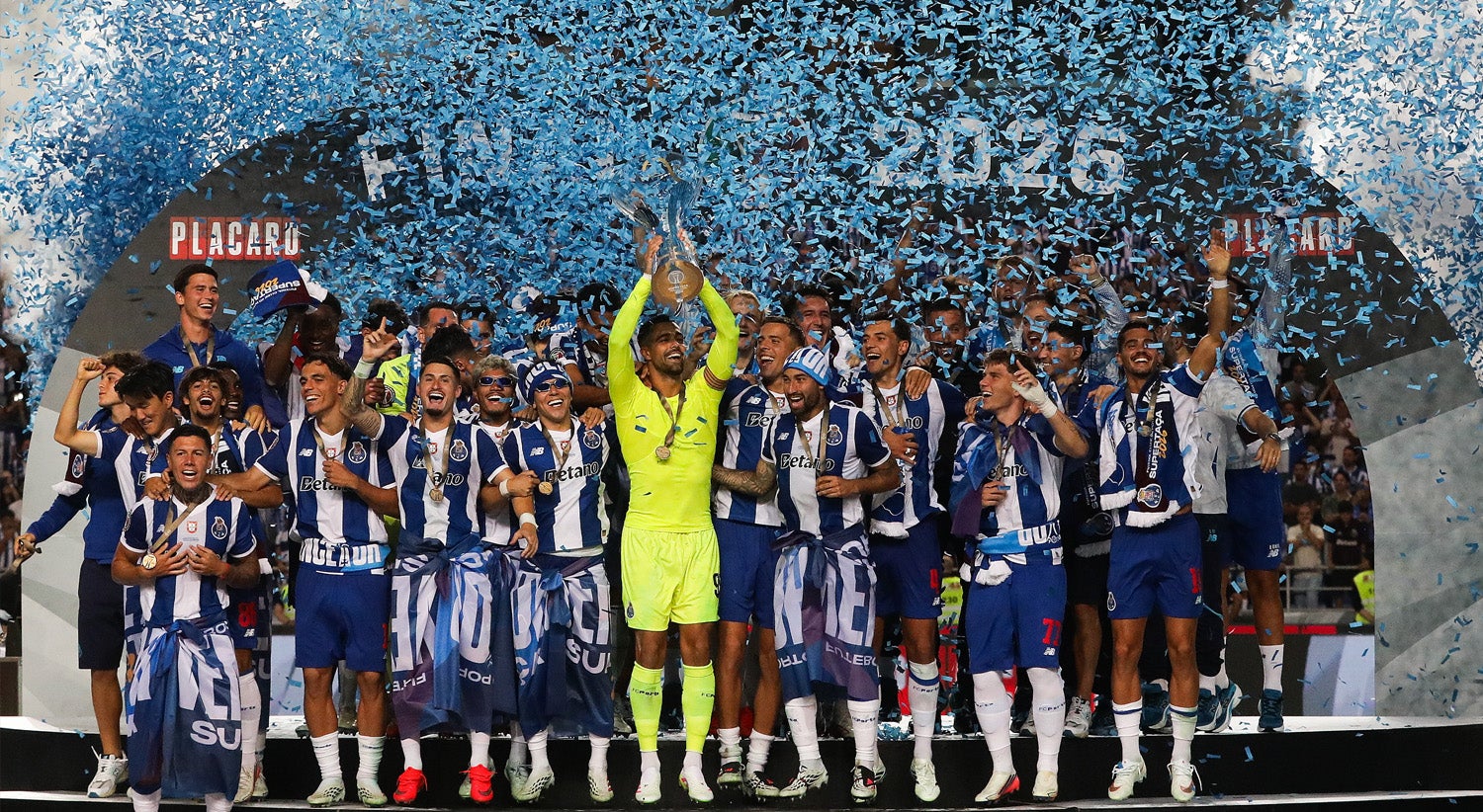 Superta�a vai para o Porto