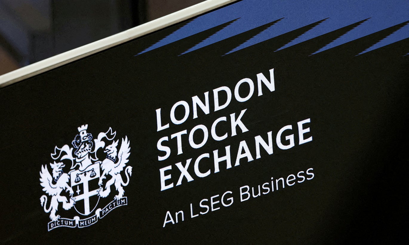 Cotação do Brent atinge preço mais alto desde 2022 subindo para 112,57 dólares