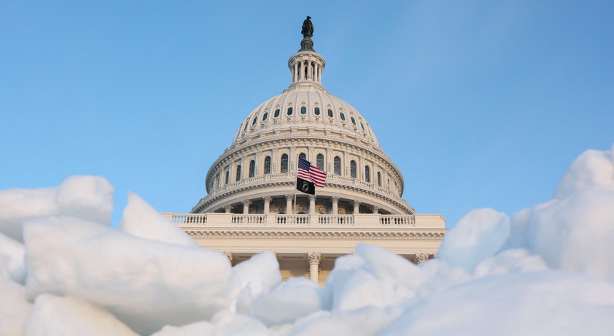 Imagem de Estados Unidos em paralisação orçamental, mas espera-se fim rápido