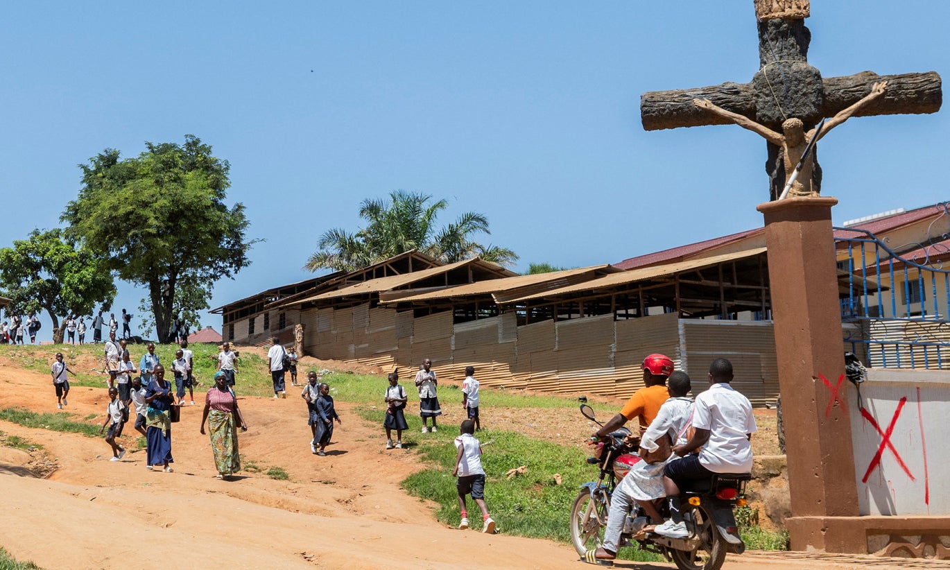RDCongo reforça medidas sanitárias no epicentro do surto e limita reuniões