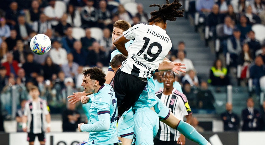 Imagem de Juventus aproxima-se do pódio em Itália