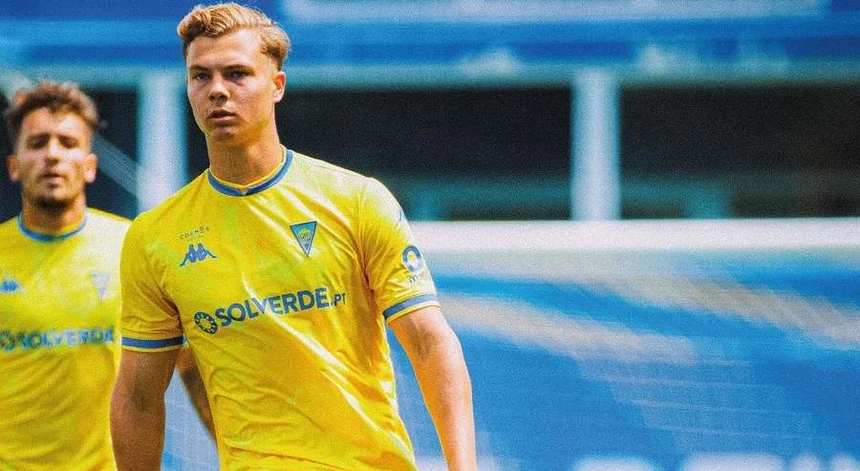  Finn Dicke vai jogar no Beveren
