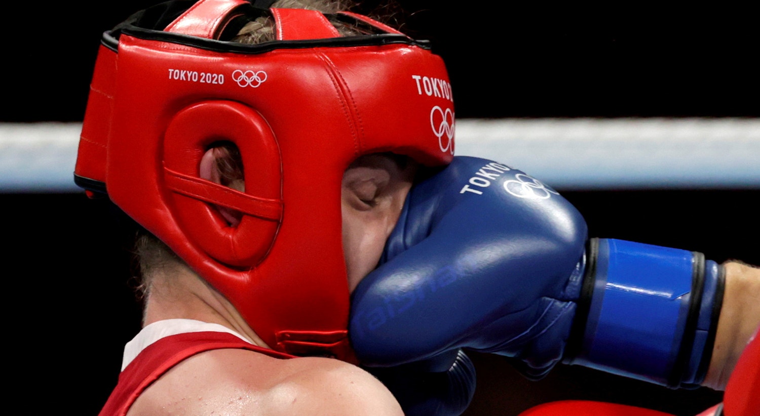  Semi-final de Boxe peso m&eacute;dio feminino. | Foto: Ueslei Marcelino - Reuters 