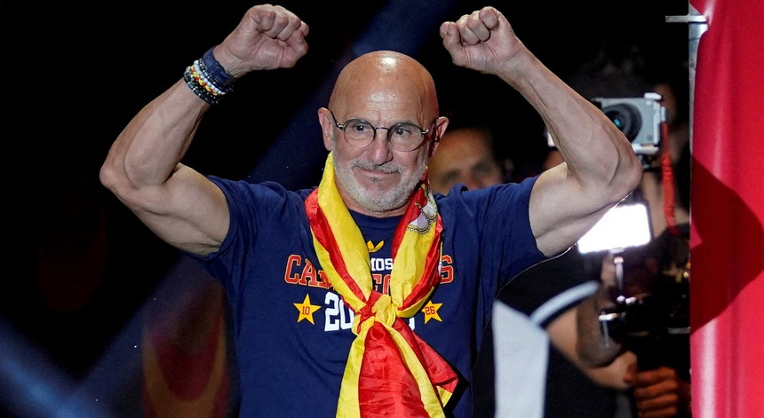 Imagem de De la Fuente renova contrato com a Federação Espanhola