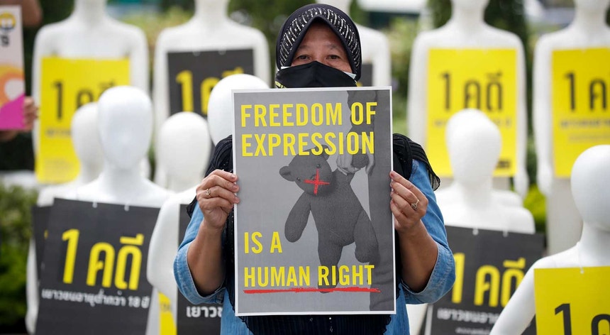 No relatório "O Estado dos Direitos Humanos no Mundo", a Amnistia denuncia uma "duplicidade de critérios" a nível global.
