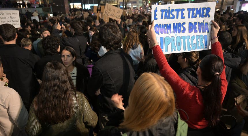 Thirty-one people were detained and 33 others injured across Lisbon and Porto following a series of