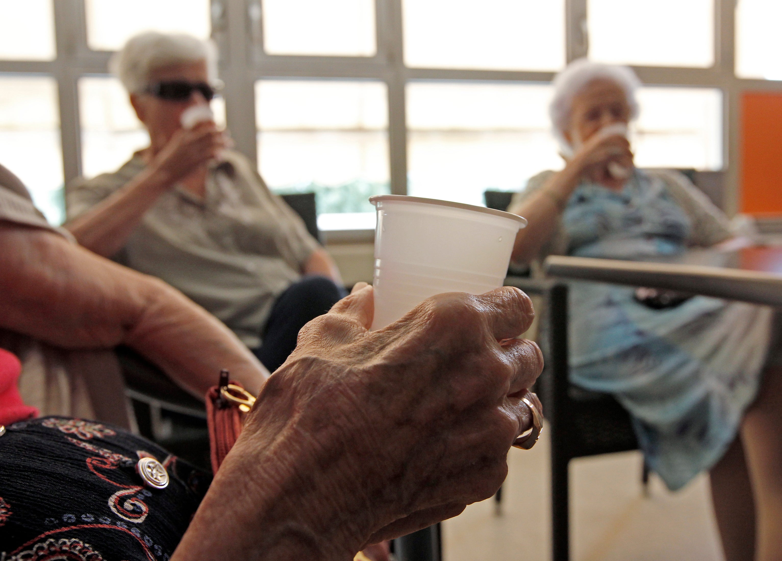 Calor motiva alerta e faz acionar antecipadamente alguns planos de contingência na saúde