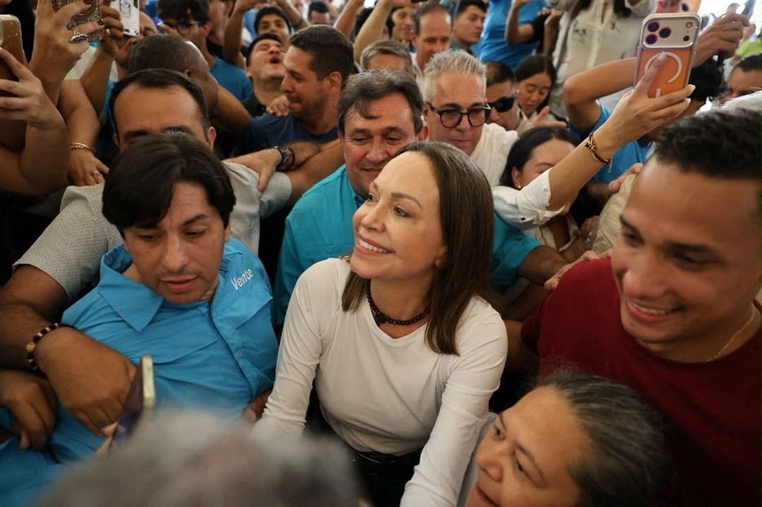 Imagem de Maria Corina Machado regressa à Venezuela