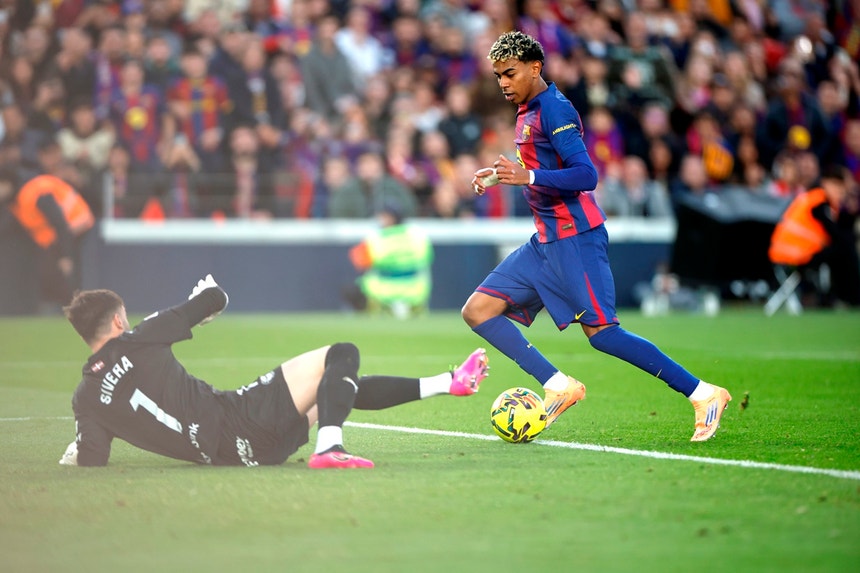 Imagem de Deco o mercado do Barcelona e a situação de Yamal. 