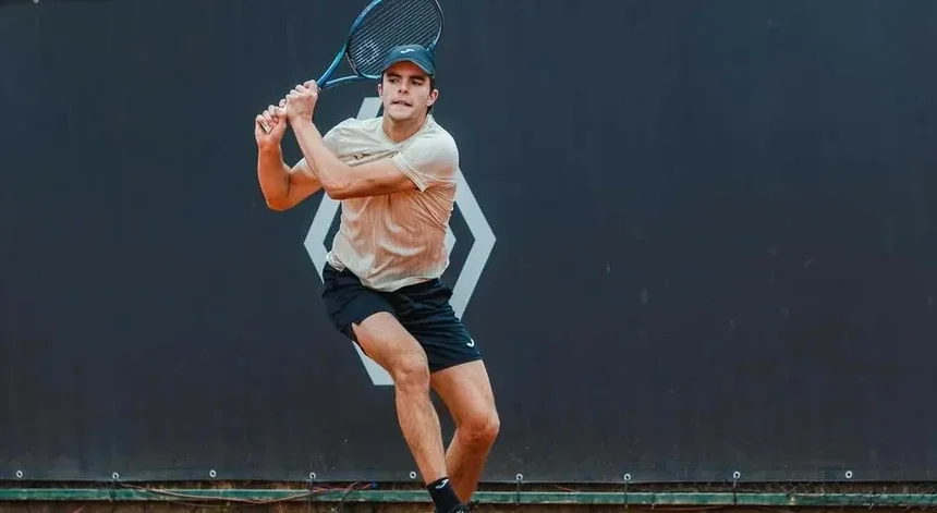 Jaime Faria defronta Grigor Dimitrov no 'qualifying' de Roland Garros