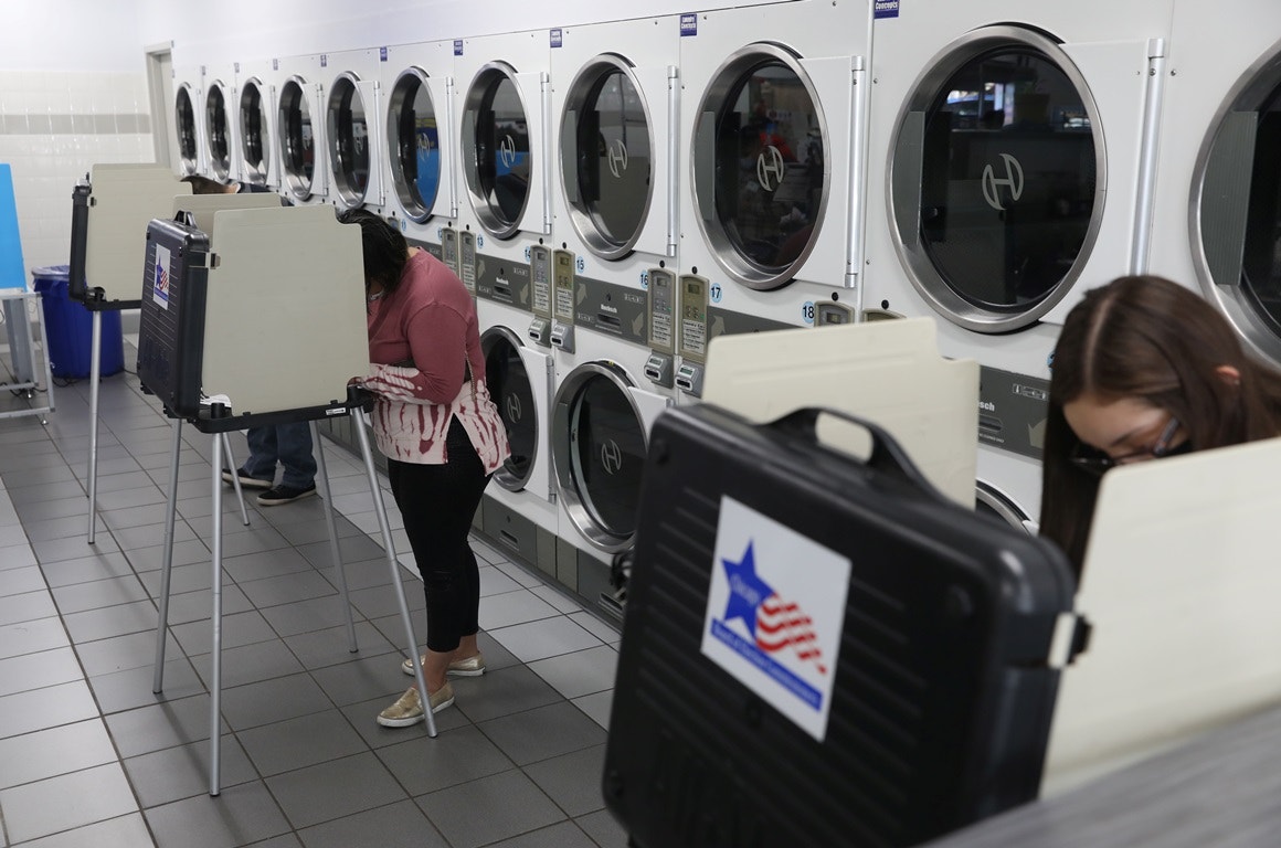  Illinois | Daniel Acker - Reuters  