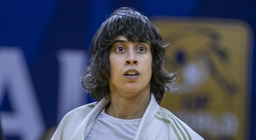 Catarina Costa foi eliminada na sua estreia nos Mundiais de judo
