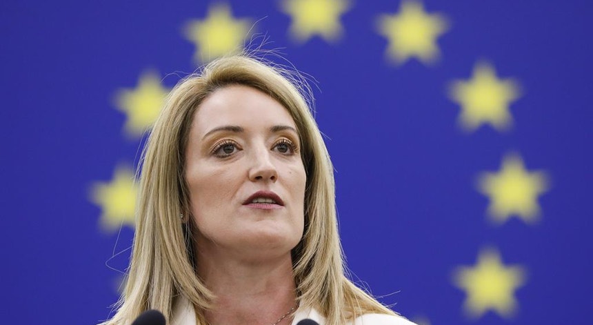 Roberta Metsola vem a Lisboa apelar ao voto nas eleições europeias
