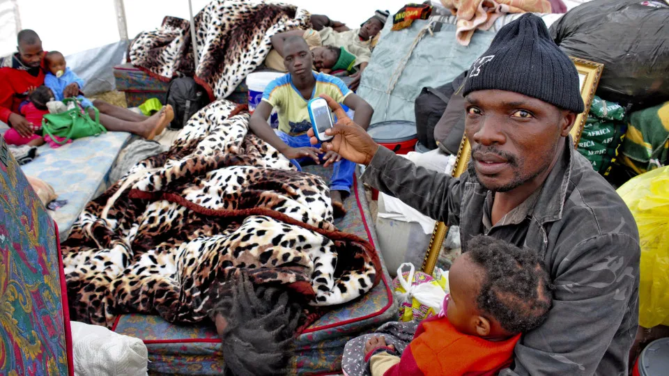 Zimbabué repatriou 74 cidadãos devido a violência xenófoba n