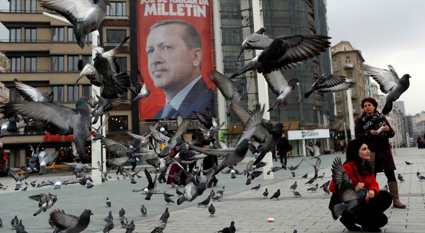 "Esta será a melhor resposta às injustiças contra vós", disse o presidente turco
