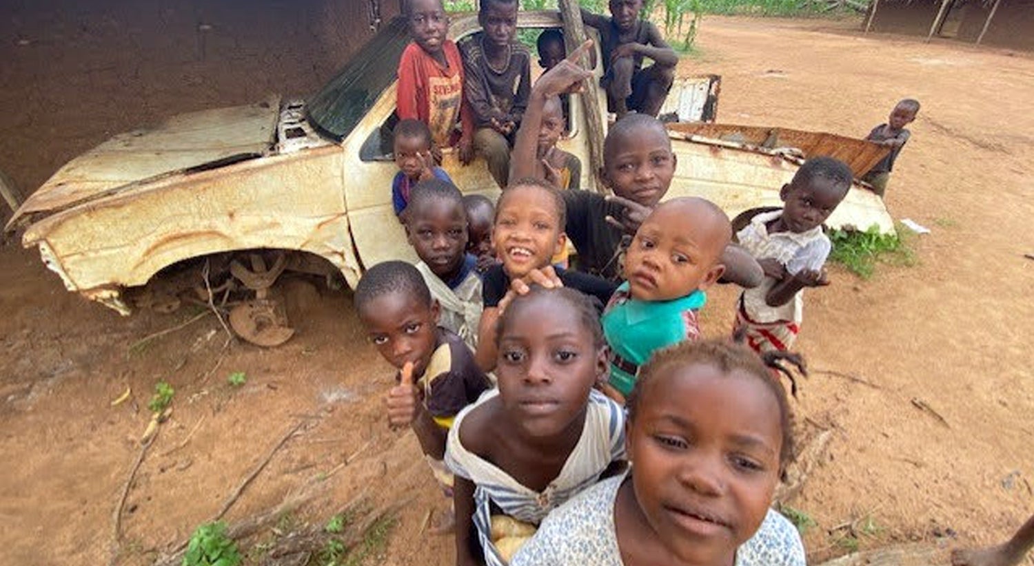 Moçambique. Mais de 400 crianças recrutadas por grupos armados em 2024