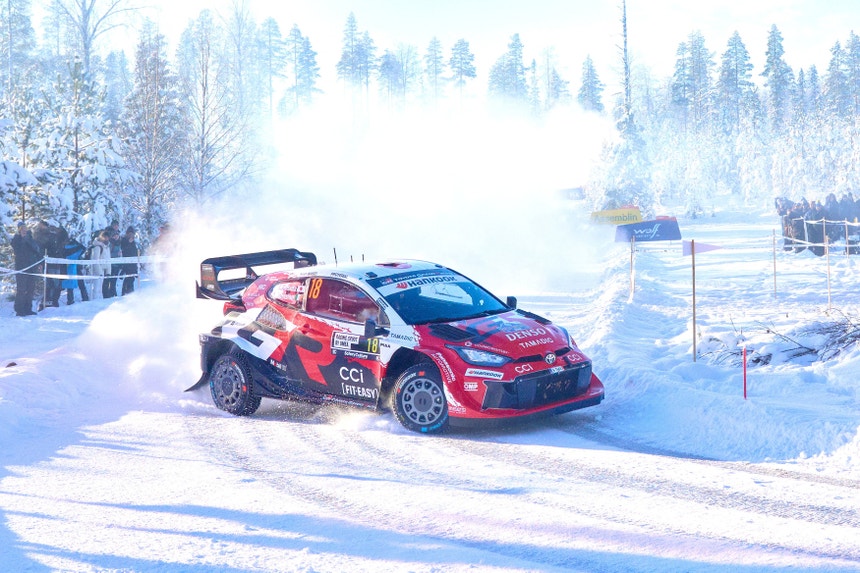 Imagem de Piloto japonês Katsuta assume liderança do Rali do Quénia em dia de abandonos