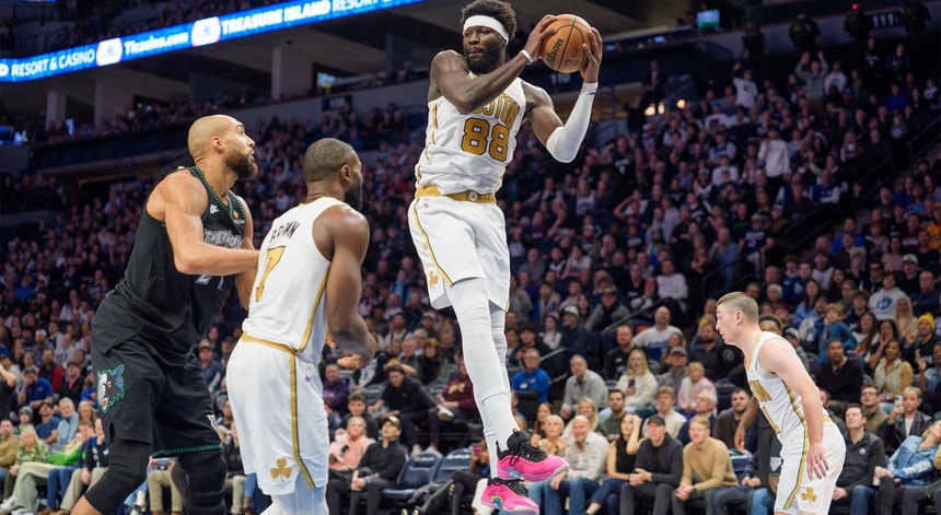 Imagem de Celtics perdem no regresso de Queta