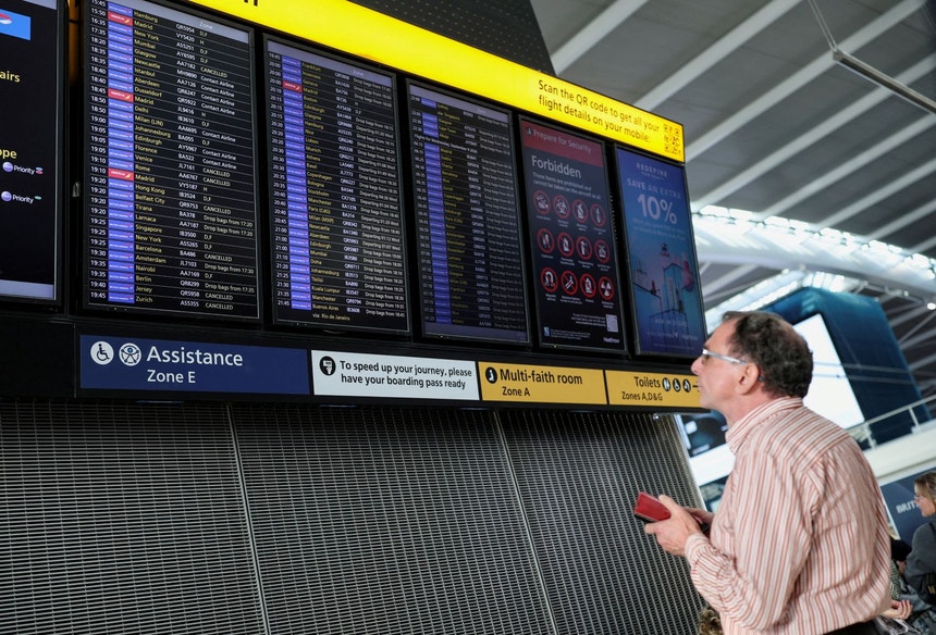 Imagem de Problemas com as comunicações cancelam voos nos aeroportos dos EUA