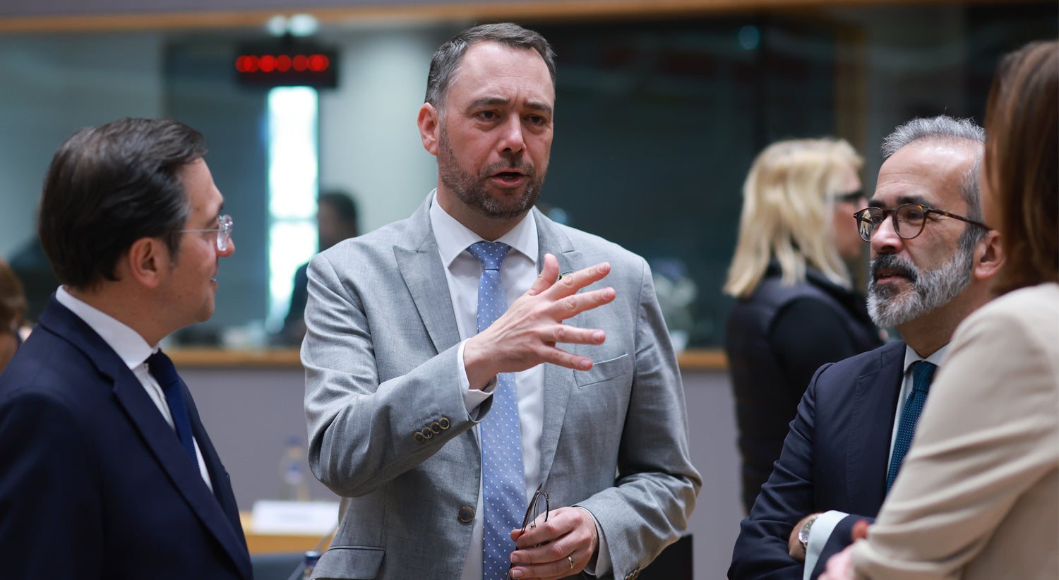 European allies resist being dragged into the war