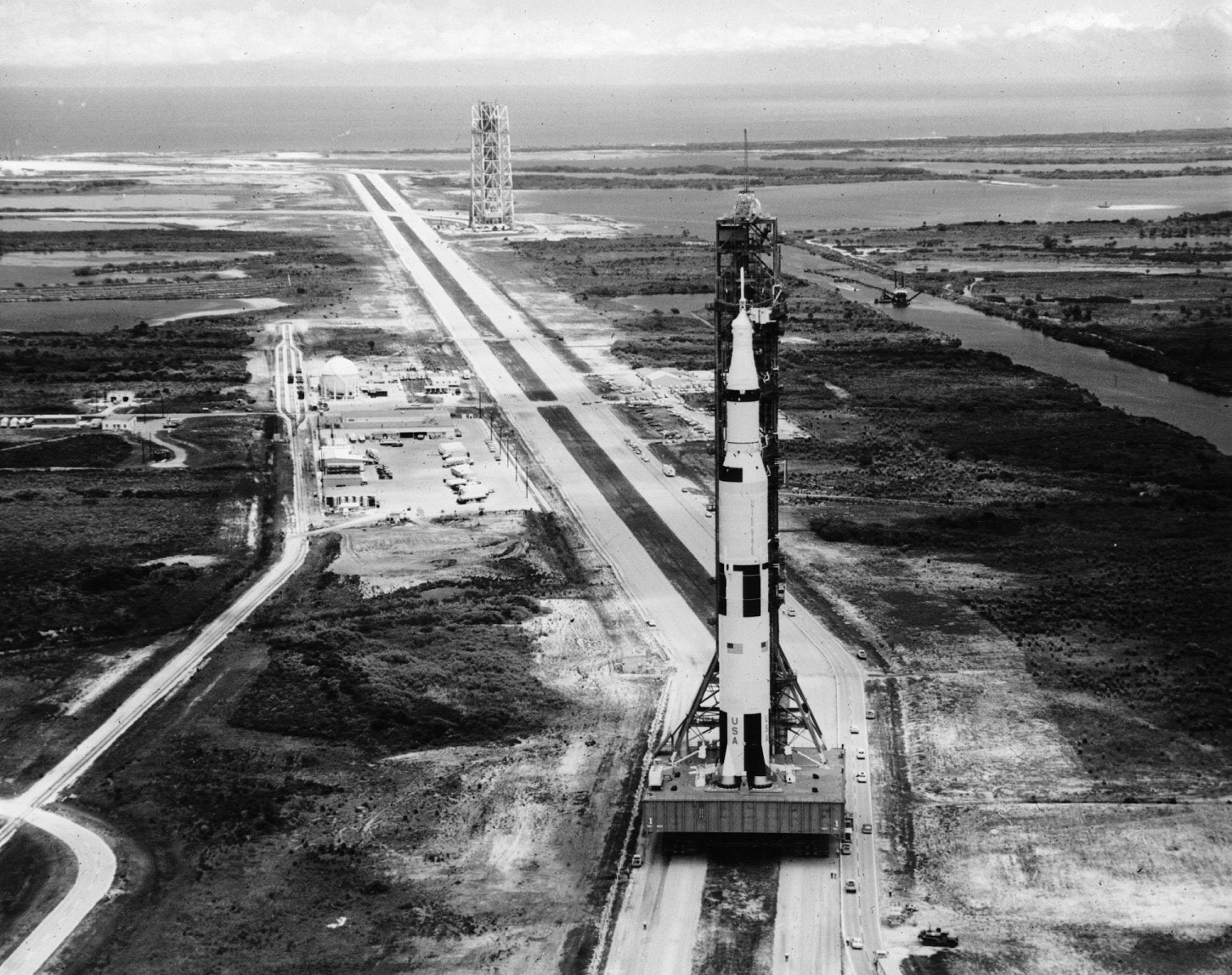  Cr&eacute;ditos fotogr&aacute;ficos: NASA History Office and Kennedy Space Center. 