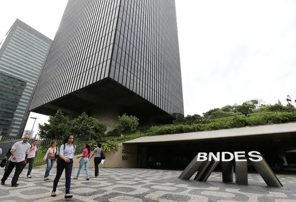 BNDES regista lucro trimestral de 539 ME, subida de 17% face a 2025