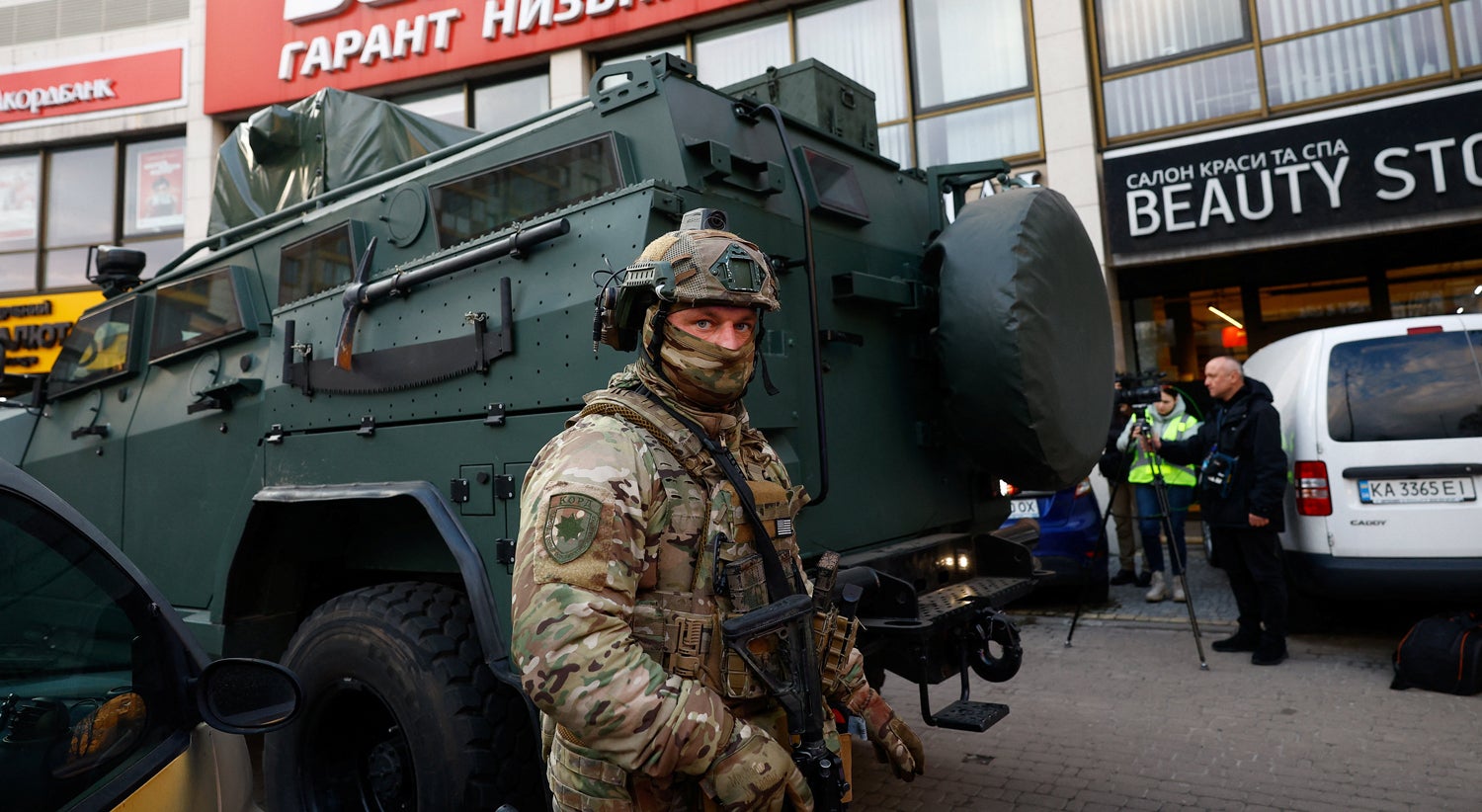 Suspeito abatido. Tiroteio em Kiev faz pelo menos cinco mortos