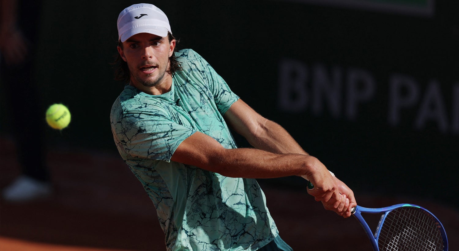 Jaime Faria brilha contra Shapovalov em Roland Garros
