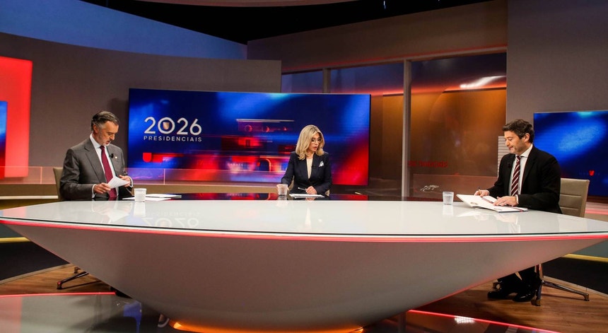 Imagem de Lei da nacionalidade. Ventura não cede e Cotrim de Figueiredo critica 