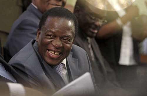 Emmerson Mnangagwa, sucessor de Robert Mugabe, em agosto de 2015 Foto: Reuters